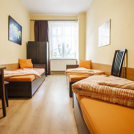 Momotown Privates Bed & Breakfast Krakow Exterior photo