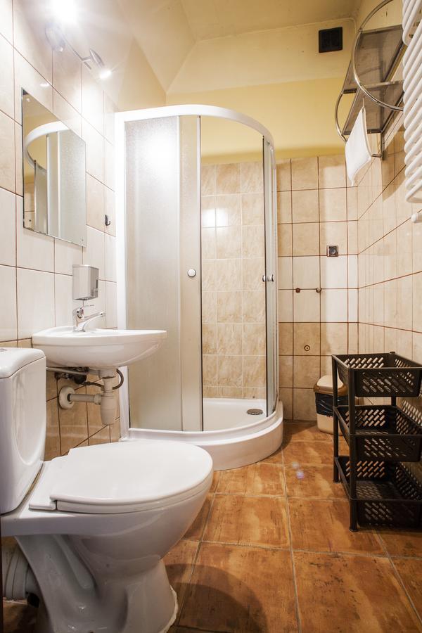 Momotown Privates Bed & Breakfast Krakow Exterior photo