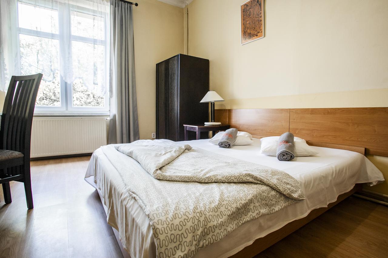 Momotown Privates Bed & Breakfast Krakow Exterior photo